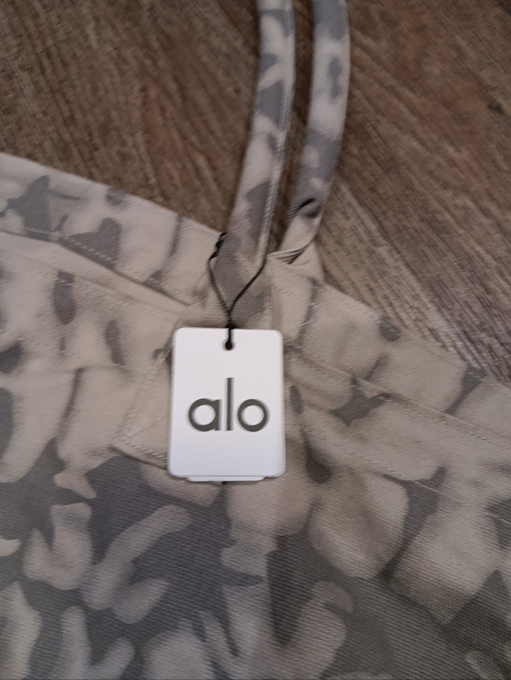 ALO Yoga Tote Bag Gray Tie-Dye Cotton Canvas Large Gym Travel Shop New - Picture 2 of 6